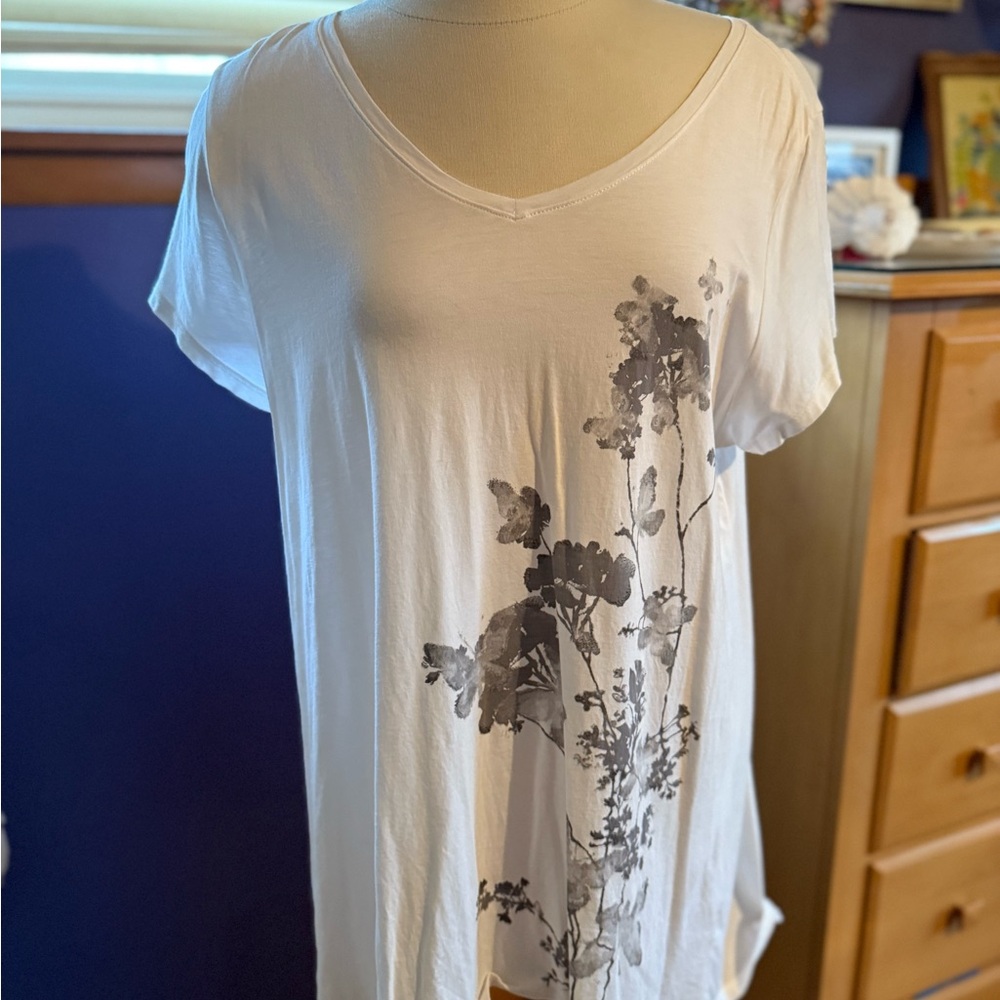 Floral Print White Top j. Jill size large